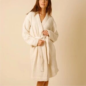 Happy Place Unisex Waffle Bath Robe Sand Organic Knit Belted Pockets Size Large